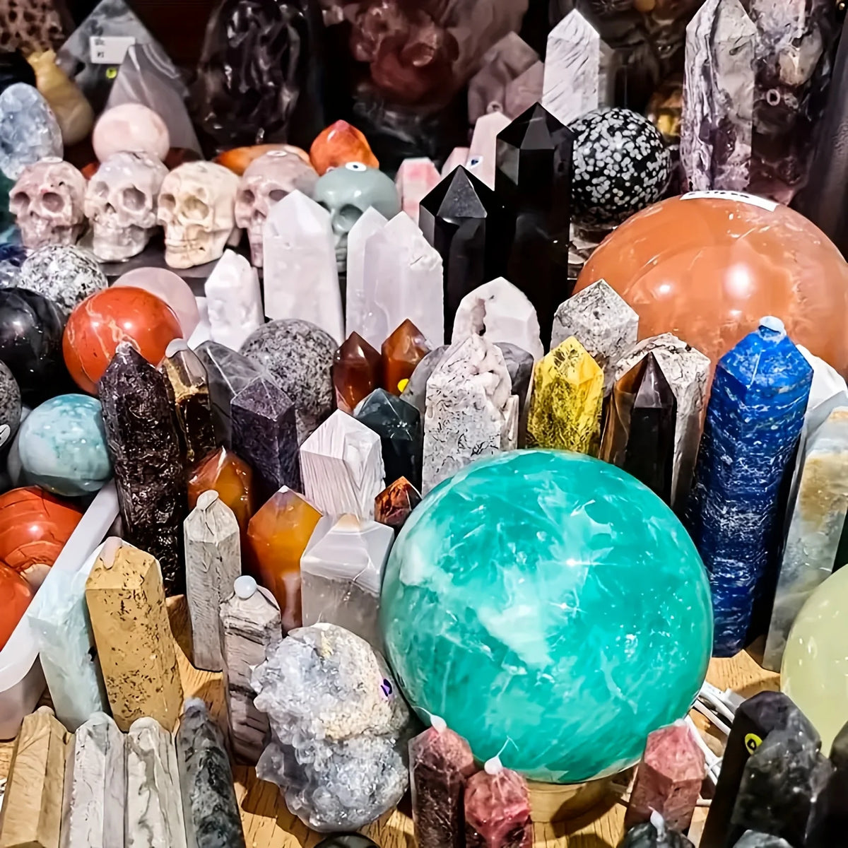 CrystalHola Mixed Crystal Gift Box With Decorative Stone Pieces