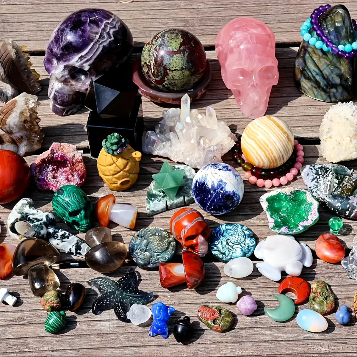 CrystalHola Mixed Crystal Gift Box With Decorative Stone Pieces