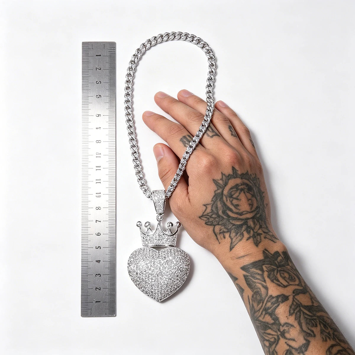 Iced Out Crowned Heart Pendant Micro Pave Cubic Zirconia Crown Love Heart Charm 18K Gold Plated Hip Hop Necklace Bling Rhinestone Heart Crown Jewelry For Men Women Trendy Rap Accessory Romantic Lovers Gift Fine Jewelry Gifts