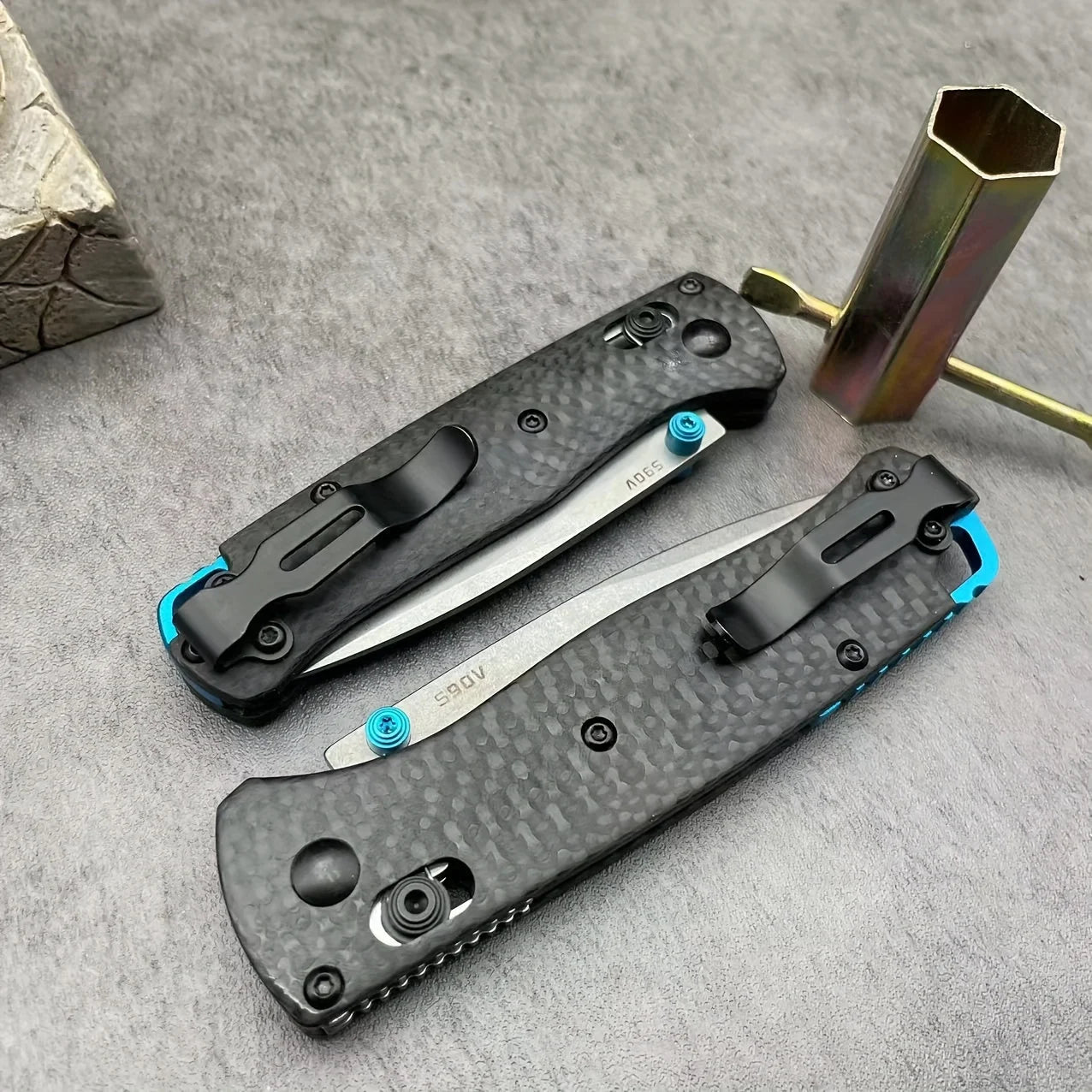 Outdoor Kitchen Utensils Tool Convenient Cutting Tool Folding Knife Carbon Fiber Handle Top Quality Must for Men with Shaft Lock